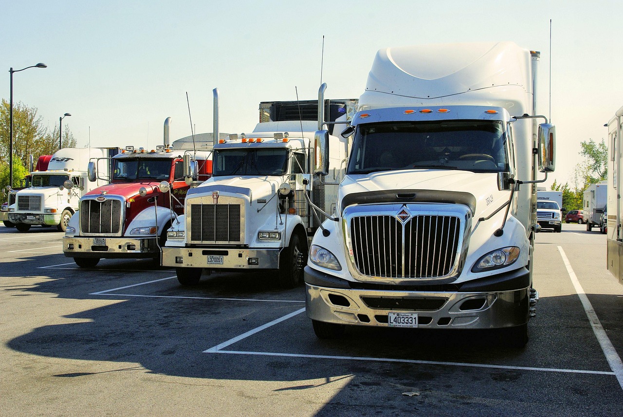 Trucking Industry Groups Urge Congress to Strengthen Safety Oversight