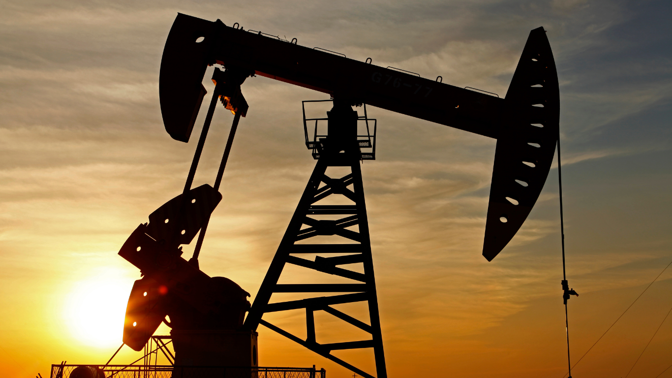 Oil Prices Surge Above $98, Increasing Pressure on the Trucking Industry