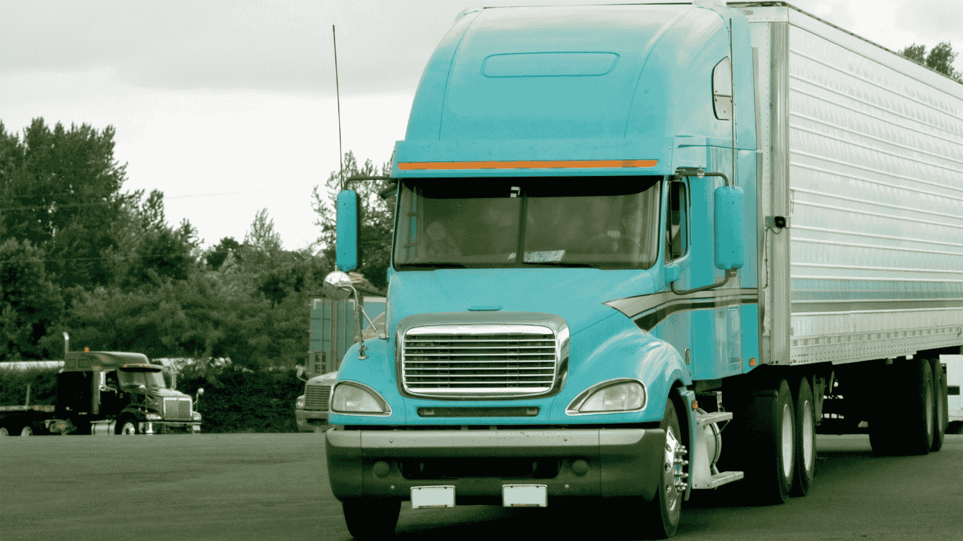 Carriers Keep Drayage Operations In-House as Driver Shortage Tightens Capacity