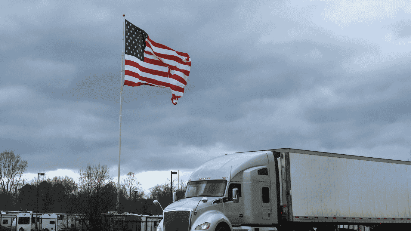 FMCSA Chief Derek Barrs Pushes for Stronger Enforcement and Industry Cooperation at ATA Mid-Year